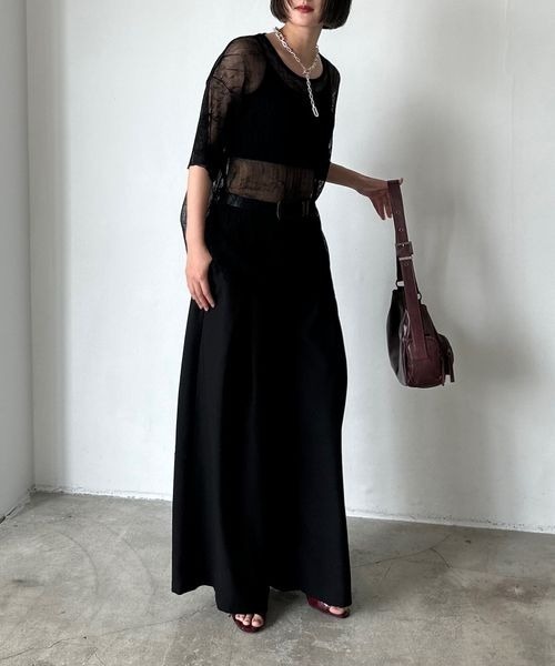 PAGEBOY(ページボーイ)の「カットプリーツシアーT(Tシャツ/カットソー・レディース・オフホワイト/ブラック/サックスブルー・FREE)」の11枚目の写真