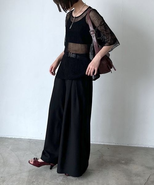 PAGEBOY(ページボーイ)の「カットプリーツシアーT(Tシャツ/カットソー・レディース・オフホワイト/ブラック/サックスブルー・FREE)」の12枚目の写真