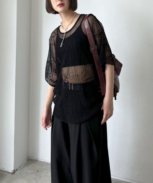 PAGEBOY(ページボーイ)の「カットプリーツシアーT(Tシャツ/カットソー・レディース・オフホワイト/ブラック/サックスブルー・FREE)」の14枚目の写真