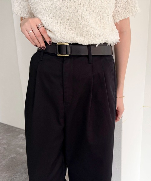 fredy emue（フレディエミュ）の「ツータックワイドストレートチノパンツ（チノパンツ・レディース・ベージュ/ブラック・マルチサイズ）」の22枚目の写真