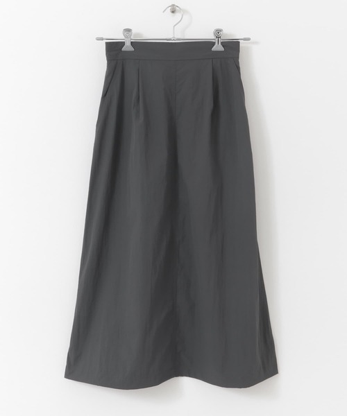 URBAN RESEARCH DOORS（アーバンリサーチドアーズ）の「撥水フレアスカート（スカート・レディース・チャコールグレー/ライトカーキ・MEDIUM）」の16枚目の写真
