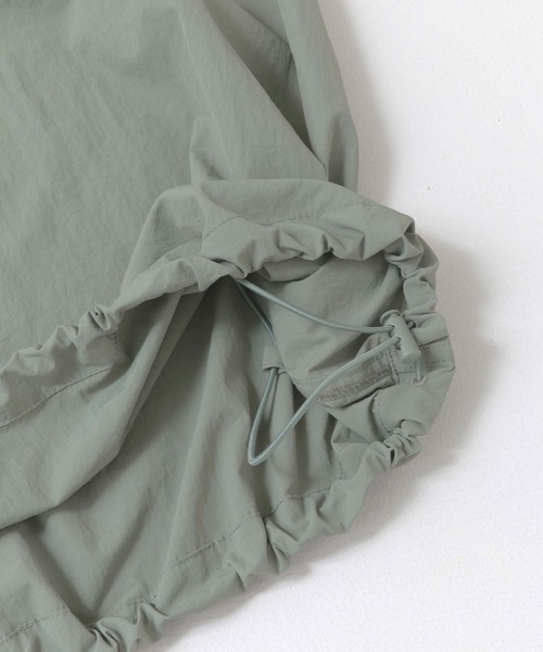 URBAN RESEARCH DOORS（アーバンリサーチドアーズ）の「撥水フレアスカート（スカート・レディース・チャコールグレー/ライトカーキ・MEDIUM）」の20枚目の写真