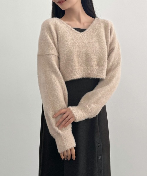 セール】シャギーショートニット＋釦スリットキャミワンピース