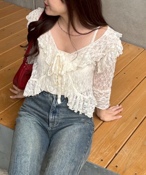 continuer de NICE CLAUP（コンティニューデナイスクラップ）の「ラッフルフリルレースボレロ（カーディガン/ボレロ・レディース・ブラック/アイボリー/オフホワイト・FREE）」の9枚目の写真