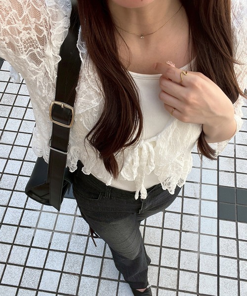 continuer de NICE CLAUP(コンティニューデナイスクラップ)の「【continuer】ラッフルフリルレースボレロ(カーディガン/ボレロ・レディース・ブラック/アイボリー/オフホワイト・FREE)」の13枚目の写真