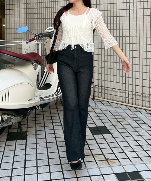 continuer de NICE CLAUP(コンティニューデナイスクラップ)の「【continuer】ラッフルフリルレースボレロ(カーディガン/ボレロ・レディース・ブラック/アイボリー/オフホワイト・FREE)」の17枚目の写真