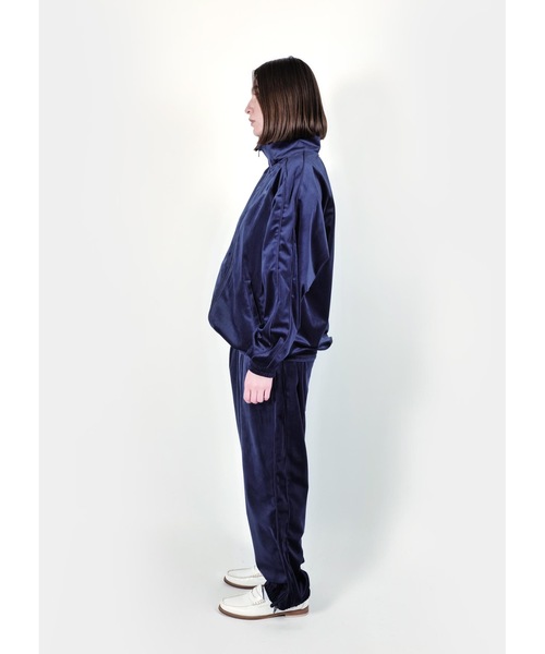 APPLEBUM(アップルバム)の「Velour Track Jacket(ブルゾン・メンズ・ブラック/ネイビー・LARGE/X-LARGE/MEDIUM)」の5枚目の写真