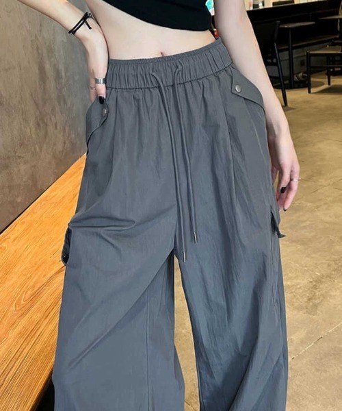 ampm（エーエムピーエム）の「シャカシャカカーゴパンツ/Y2K/ワイドシルエット（カーゴパンツ・レディース・オフホワイト/ブラック/グレー・S/L/M）」の6枚目の写真