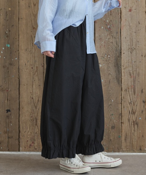 Crisp(クリスプ)の「フリルヘムギャザーパンツ(その他パンツ・レディース・ブラック/ベージュ・FREE)」の7枚目の写真