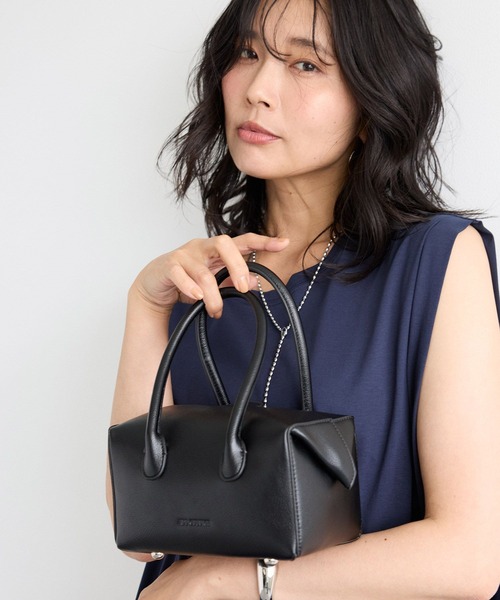 ADD CULUMN（アドカラム）の「BARNYARDSTORM / ADDCULUMN(アドカラム) / LOP ボストンBAG S 【『VERY』YouTube紹介アイテム】（ハンドバッグ・レディース・ブラック・FREE）」の6枚目の写真