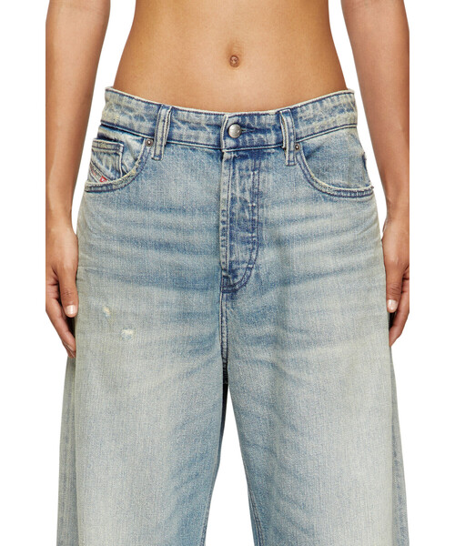 DIESEL（ディーゼル）の「ウィメンズ デニムパンツ RELAXED 1996 D-SIRE L.30（デニムパンツ・レディース・ライトインディゴブルー・29inch/27inch/28inch/25inch/26inch/24inch/23inch）」の3枚目の写真