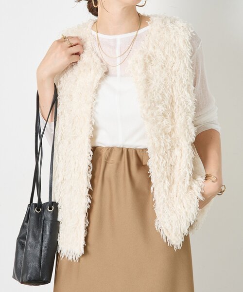 Jena espace merveilleux（ジェナ　エスパスメルヴェイユ）の「フェザージレ（ベスト・レディース・ブラック/アイボリー・FREE）」の14枚目の写真