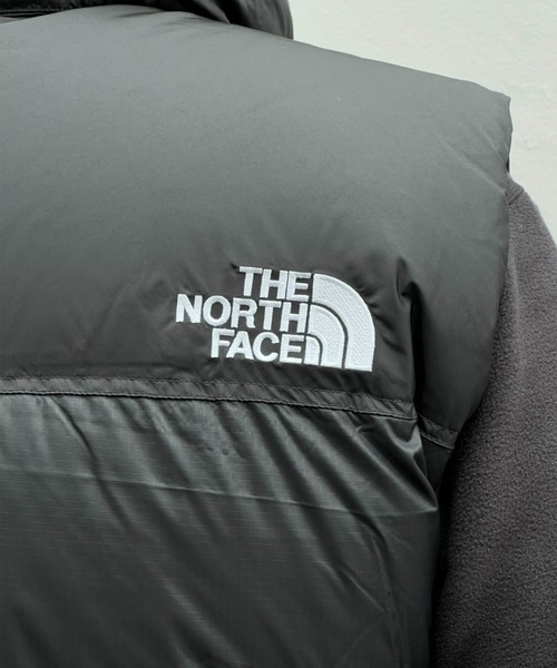 THE NORTH FACE(ザノースフェイス)の「【THE NORTH FACE】Nuptse Vest(ダウンベスト・メンズ・ブラック/グレー・X-LARGE/LARGE/MEDIUM)」の5枚目の写真