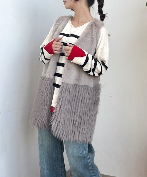 Q(キュー)の「ニットファーベスト(ベスト・レディース・グレー・MEDIUM)」の1枚目の写真