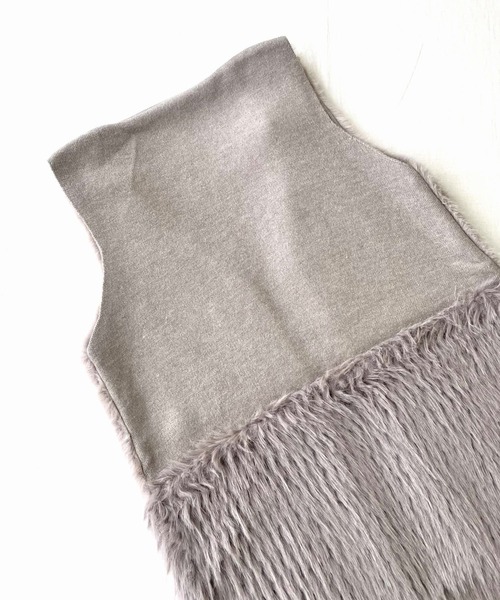 Q(キュー)の「ニットファーベスト(ベスト・レディース・グレー・MEDIUM)」の14枚目の写真