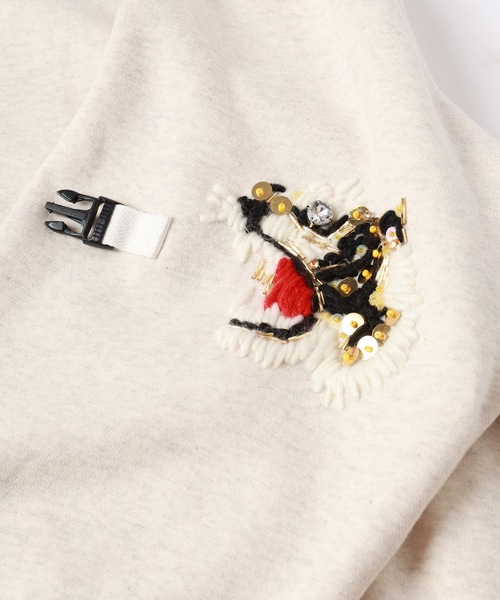 amok(アモク)の「NECKCLOTH SWEATSHIRT(パーカー・メンズ・グレー/ホワイト・L/M/S)」の19枚目の写真