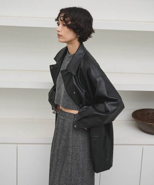 AIC.（エーアイシー）の「ドローストリングフェイクレザージャケット（その他アウター・レディース・ブラック・FREE）」の6枚目の写真