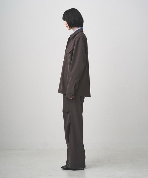 Juha(ユハ)の「SOFT SHELL JACKET(ブルゾン・メンズ・ブラック/チャコールグレー・3/4)」の8枚目の写真