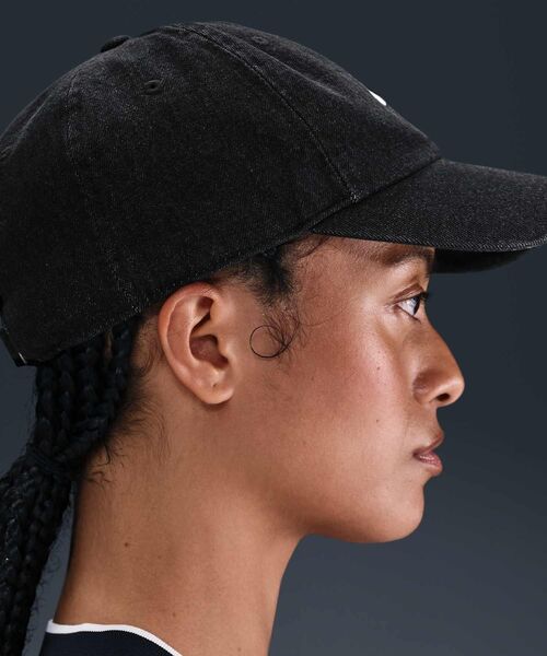 NIKE(ナイキ)の「ナイキ クラブ アンストラクチャード デニム キャップ / Nike Club Unstructured Denim Cap HF0383-010 Black(キャップ・メンズ・ブラック・S/M/M/L/L/XL)」の7枚目の写真