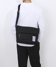 MADDEN EQUIPMENT フラップショルダー