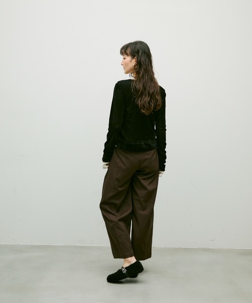 Lutim by u（ルチバイユー）の「Multi button  Velore crew neck cardigan / マルチ釦ベロアクルーネックカーディガン（カーディガン/ボレロ・レディース・ブラック/ブラウン/オフホワイト・FREE）」の22枚目の写真