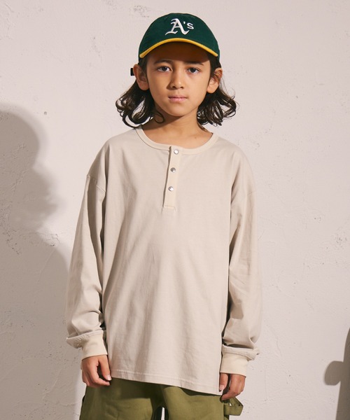 PAIRMANON STREET（ペアマノンストリート）の「【綿100%】ヘンリーネック 長袖 Tシャツ【PAIRMANON STREET】（Tシャツ/カットソー・キッズ・ブラック系その他3/ブラック/ブラウン系その他/ベージュ/グリーン系その他・100/140/110/120/130/150/160/90）」の16枚目の写真