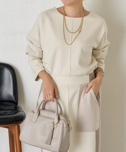 Jena espace merveilleux(ジェナ エスパスメルヴェイユ)の「バックラインスエードカットソー(Tシャツ/カットソー・レディース・アイボリー/グレー/チャコールグレー・FREE)」の10枚目の写真