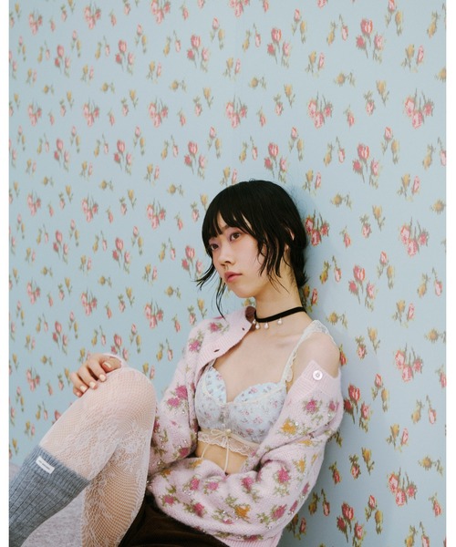 LILY BROWN(リリーブラウン)の「【LILY BROWN ×ANNA SUI】ジャガードビジューニットカーディガン(カーディガン/ボレロ・レディース・ピンク/ブラック/ライトブルー・F)」の22枚目の写真