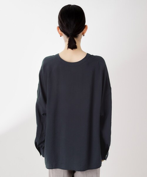 THE SHOP TK （ザ ショップ ティーケー ）の「刺繍ポケットオーバーシャツ【体型カバー/洗濯機OK】（シャツ/ブラウス・レディース・ネイビー/アイボリー/ブラウン系・13/12）」の19枚目の写真
