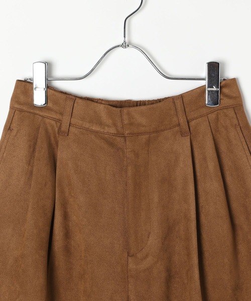 LEPSIM（レプシィム）の「スエードハーフパンツ　581629（その他パンツ・レディース・キャメル/ブラック・FREE）」の9枚目の写真