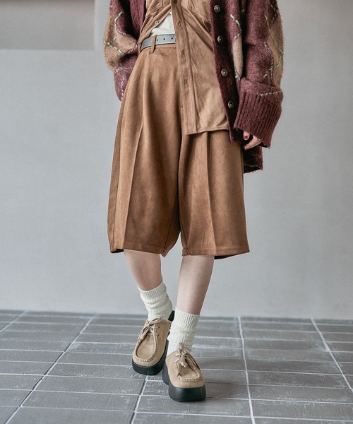 LEPSIM（レプシィム）の「スエードハーフパンツ　581629（その他パンツ・レディース・キャメル/ブラック・FREE）」の12枚目の写真
