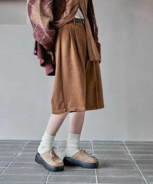 LEPSIM（レプシィム）の「スエードハーフパンツ　581629（その他パンツ・レディース・キャメル/ブラック・FREE）」の14枚目の写真