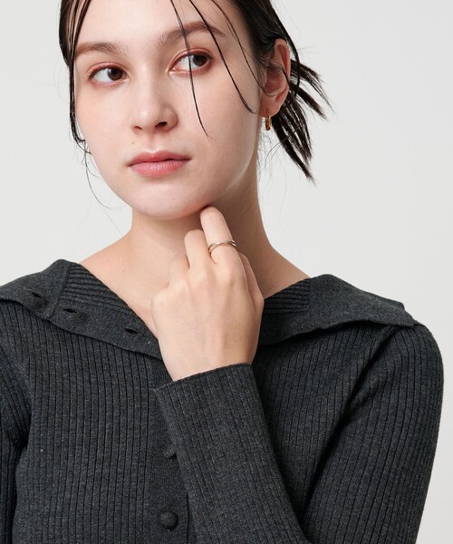 BEAUTY&YOUTH UNITED ARROWS(ビューティーアンドユースユナイテッドアローズ)の「メタル×キュービックジルコニア 2ライン リング(リング・レディース・シルバー/ゴールド・12)」の3枚目の写真