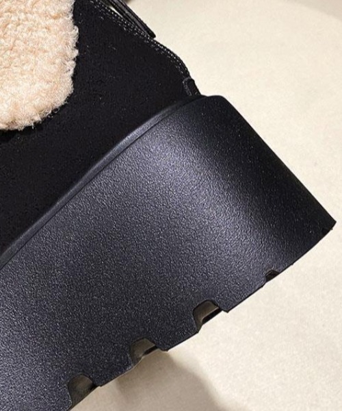 Silly(シリー)の「厚底ムートンブーツ(ブーツ・レディース・ブラウン/ベージュ/ホワイト・SMALL/MEDIUM/LARGE)」の14枚目の写真