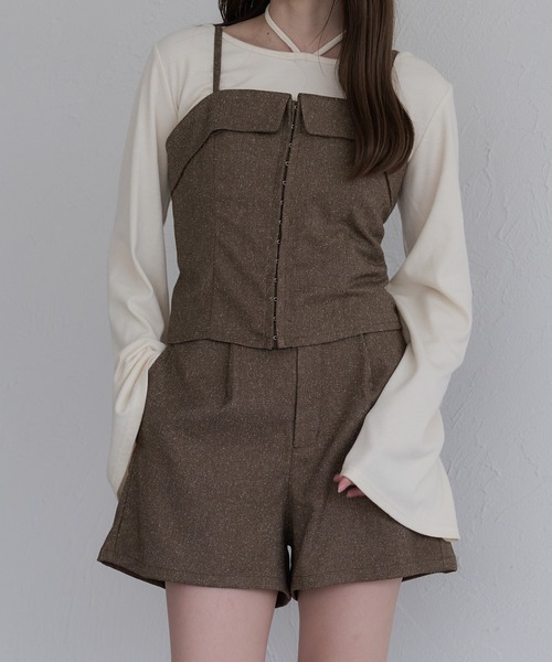raffime(ラフィミー)の「【セットアップ可能】フロントタックショートパンツ(その他パンツ・レディース・ブラック/ダークブラウン・フリー)」の9枚目の写真