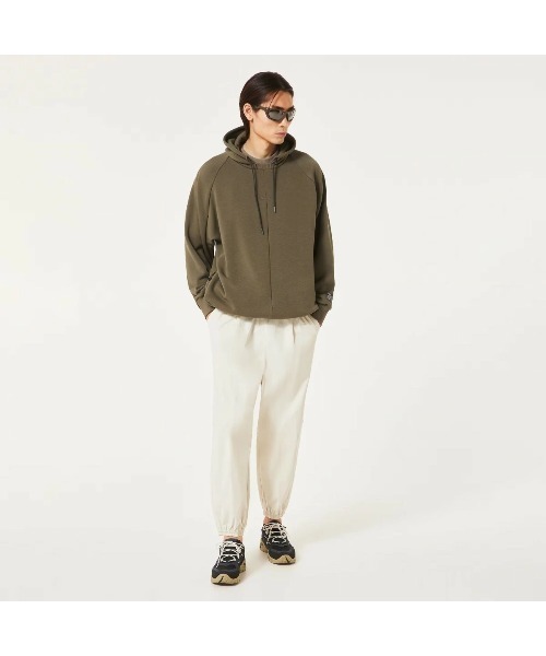 OAKLEY(オークリー)の「OAKLEY Fgl Slick Fleece Hoodie 5.7(オークリー FGL スリック フリース フーディ 5.7)(パーカー・メンズ・ブラック系/ブラウン系/ホワイト系・SMALL/MEDIUM/LARGE)」の1枚目の写真