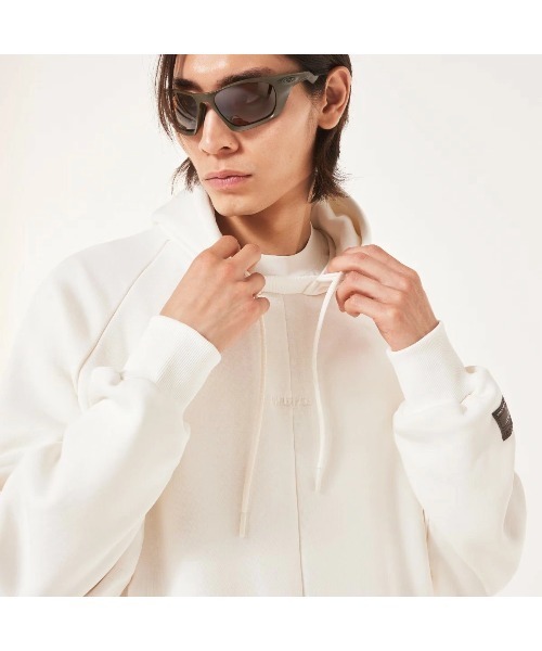 OAKLEY(オークリー)の「OAKLEY Fgl Slick Fleece Hoodie 5.7(オークリー FGL スリック フリース フーディ 5.7)(パーカー・メンズ・ブラック系/ブラウン系/ホワイト系・SMALL/MEDIUM/LARGE)」の7枚目の写真