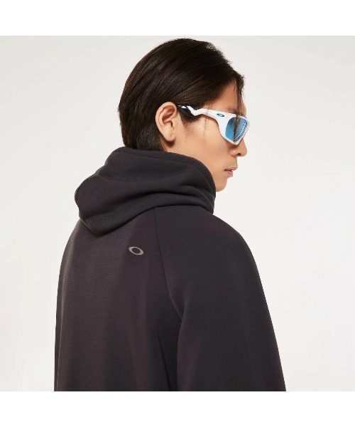 OAKLEY(オークリー)の「OAKLEY Fgl Slick Fleece Hoodie 5.7(オークリー FGL スリック フリース フーディ 5.7)(パーカー・メンズ・ブラック系/ブラウン系/ホワイト系・SMALL/MEDIUM/LARGE)」の18枚目の写真