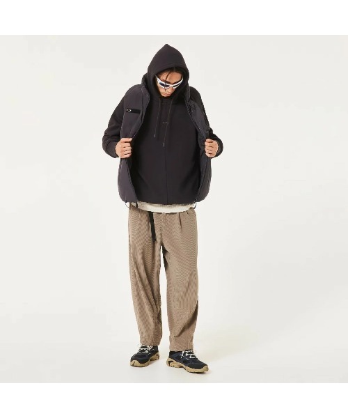 OAKLEY(オークリー)の「OAKLEY Fgl Slick Fleece Hoodie 5.7(オークリー FGL スリック フリース フーディ 5.7)(パーカー・メンズ・ブラック系/ブラウン系/ホワイト系・SMALL/MEDIUM/LARGE)」の21枚目の写真