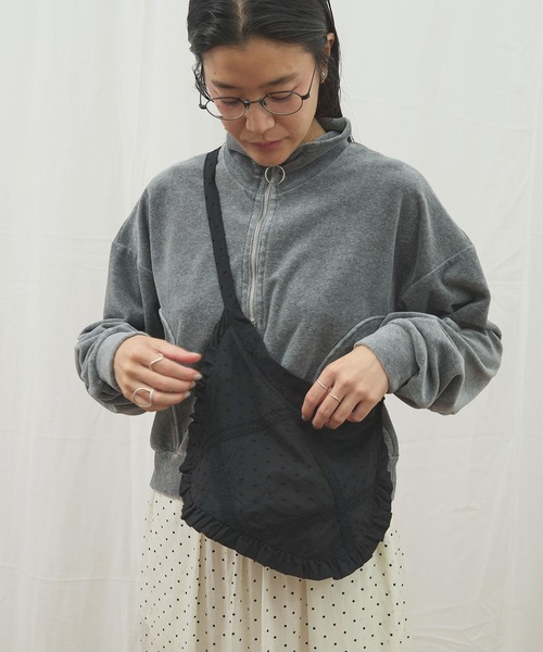 fig London(フィグロンドン)の「_Minmin bag(ショルダーバッグ・レディース・アイボリー/ブラック・FREE)」の11枚目の写真