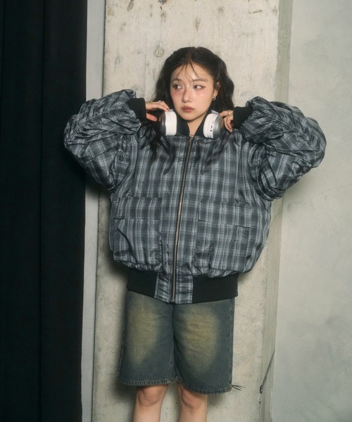 ANDGEEBEE(アンジービー)の「UNISEX オーバーサイズチェックブルゾン(ブルゾン・レディース・ネイビー/ブラック・FREE)」の13枚目の写真