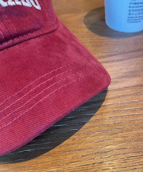 maison de LATIR(メゾンドラティール)の「ロゴ刺繍 ベーシックコットンキャップ(キャップ・レディース・グレー/ブラック/ワイン・FREE)」の5枚目の写真