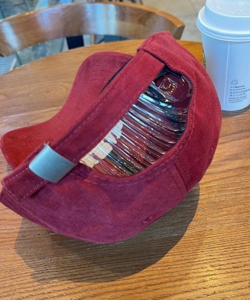 maison de LATIR(メゾンドラティール)の「ロゴ刺繍 ベーシックコットンキャップ(キャップ・レディース・グレー/ブラック/ワイン・FREE)」の6枚目の写真