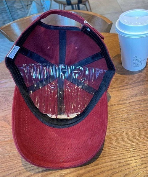 maison de LATIR(メゾンドラティール)の「ロゴ刺繍 ベーシックコットンキャップ(キャップ・レディース・グレー/ブラック/ワイン・FREE)」の7枚目の写真