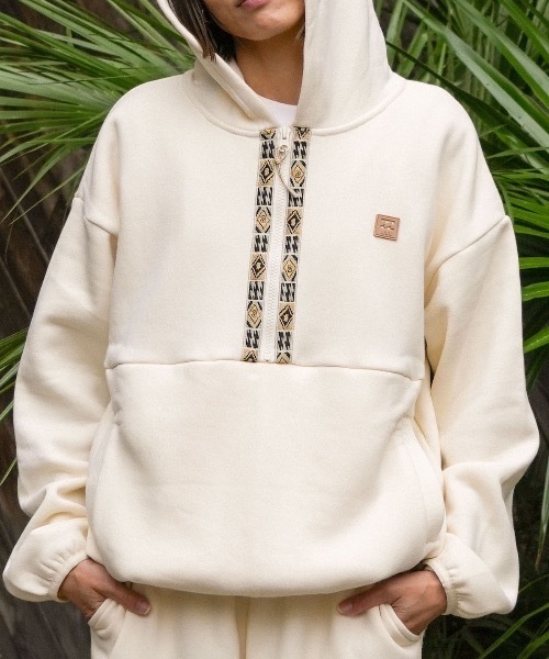 BILLABONG(ビラボン)の「BILLABONG レディース ADIV FLEECE HALF ZIP パーカー 【2025年秋冬モデル】 @autumn/ビラボン撥水ハーフジップフリース(SET UP・セットアップ可能・空港コーデ)(パーカー・レディース・パープル/アイボリー・MEDIUM/LARGE)」の2枚目の写真
