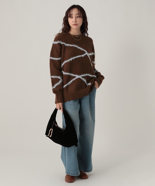 Elura(エルーラ)の「シャギーラインニット/621800(ニット/セーター・レディース・ライトピンク/ライトブルー/ブラウン/ネイビー/グレー/オフホワイト・FREE)」の11枚目の写真