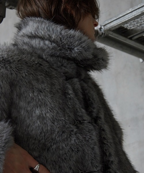 Spielio（シュピーリオ）の「【Spielio】Metal bit faux fur jacket