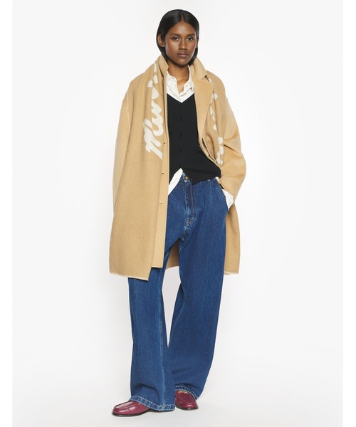 Maison Kitsune（メゾンキツネ）の「MAISON KITSUNE HANDWRITING SCARF（マフラー・メンズ・オリーブドラブ/ライトベージュ・U）」の15枚目の写真