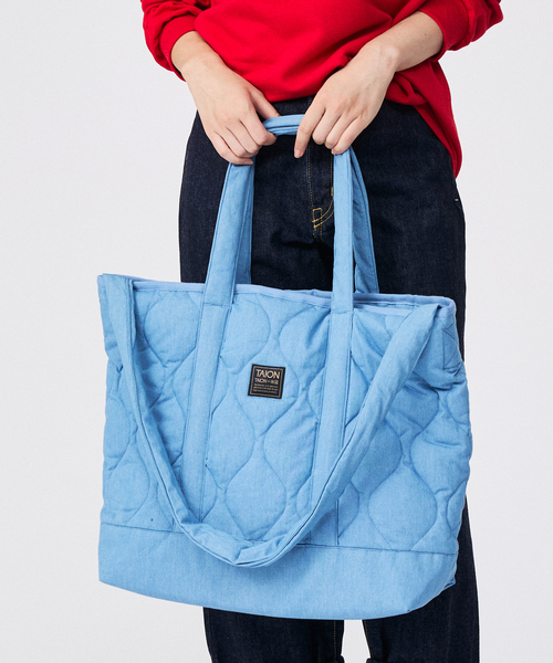 TAION(タイオン)の「【TAION / タイオン】ミリタリー ジップ ダウントートバッグM / 大容量 / A4可(トートバッグ・レディース・ブラック/カーキ/ライトブルー・フリー)」の1枚目の写真