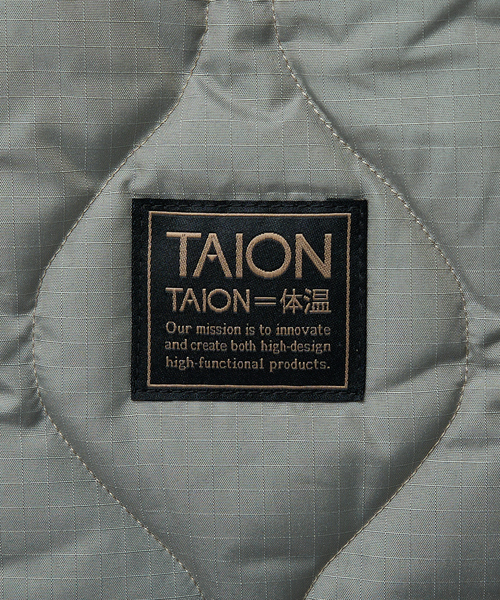 TAION(タイオン)の「【TAION / タイオン】ミリタリー ジップ ダウントートバッグM / 大容量 / A4可(トートバッグ・レディース・ブラック/カーキ/ライトブルー・フリー)」の11枚目の写真